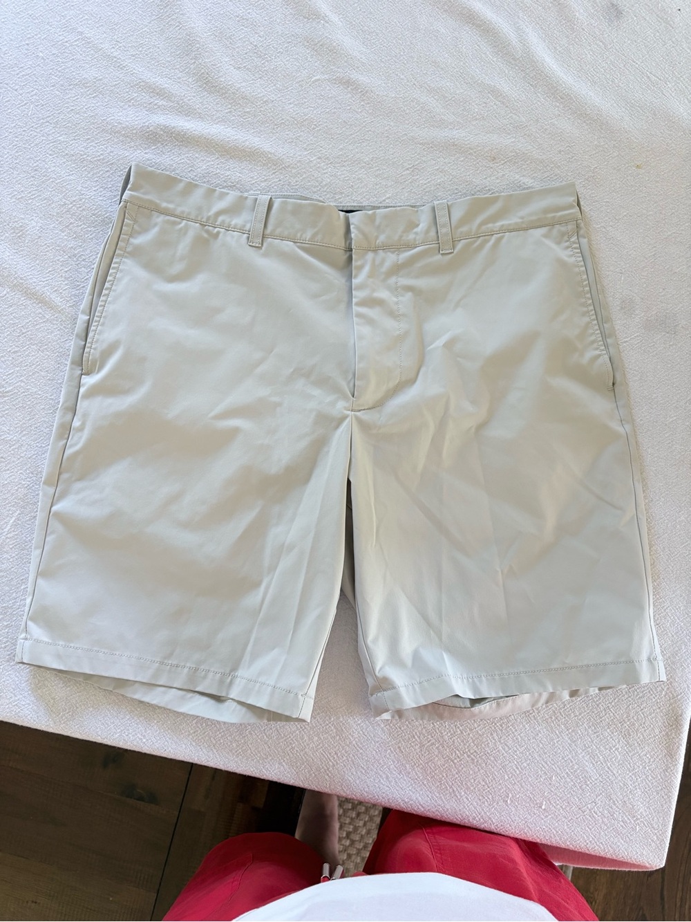 J. Crew Men's Light tan khaki Flat-Front Shorts Tech material